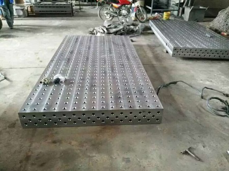 三维柔性焊接平台